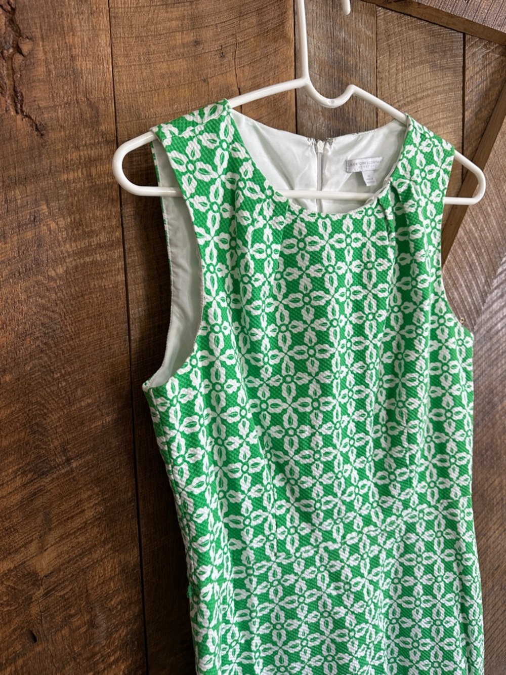 New York & Company Stretch Green White Dress Sleeveless Size 10 EUC F12 - Picture 5 of 9